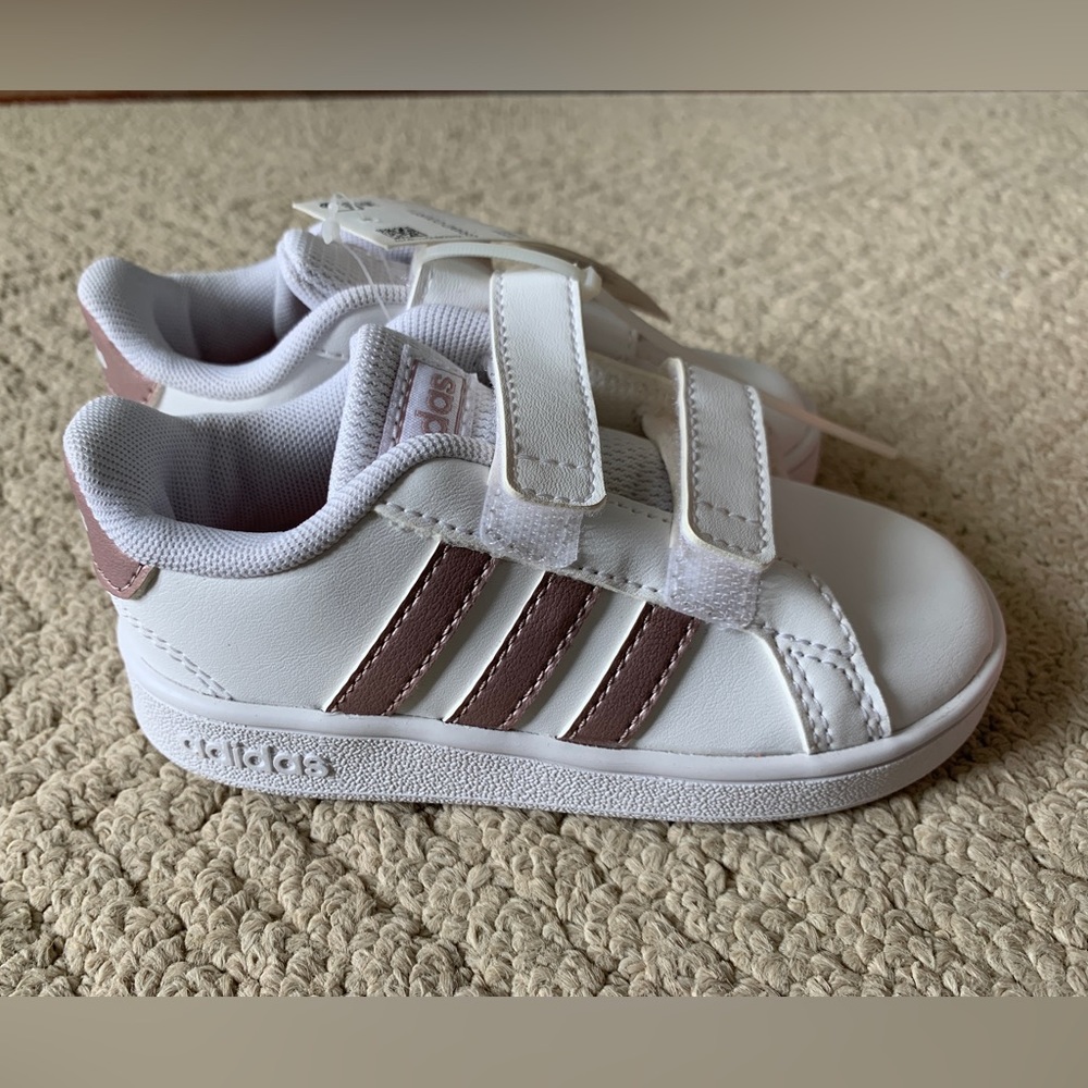 Girls Adidas Grand Court Sneakers (Size 7) (Pink Stripes)